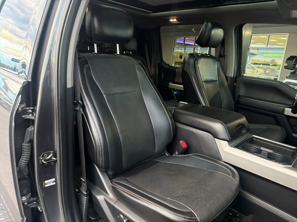 Used 2017 Ford F250 Lariat w/ Lariat Ultimate Package AWD/4WD image 10
