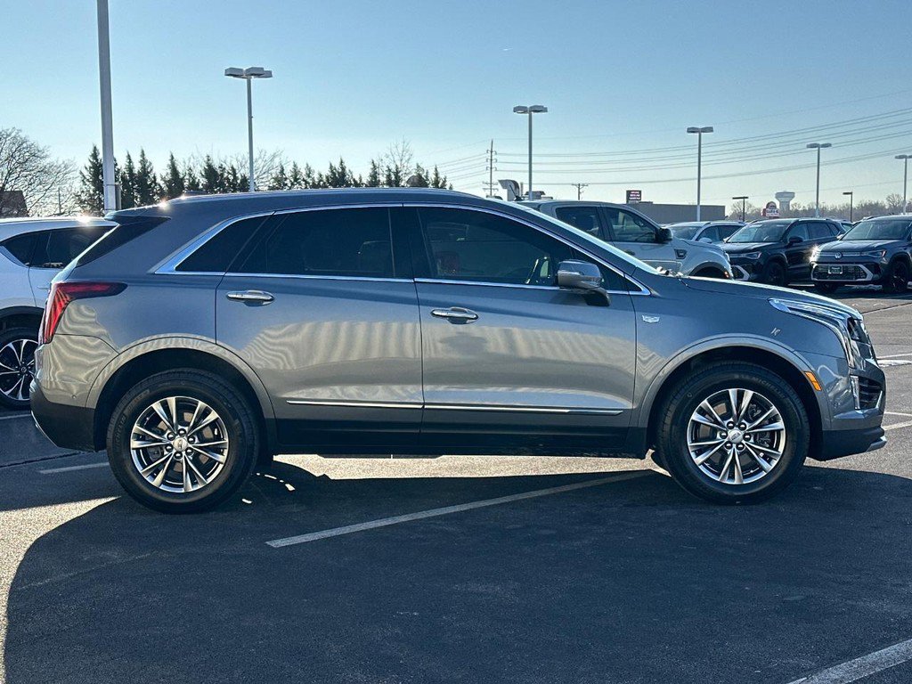 Used 2022 Cadillac XT5 Premium Luxury w/ Technology Package image 4