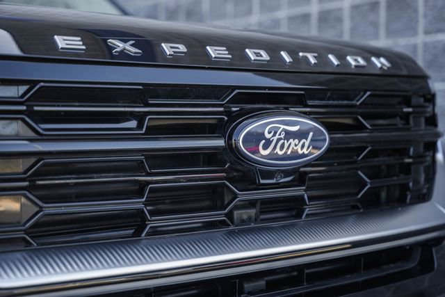 Used 2025 Ford Expedition Max Platinum w/ Driver's Package image 20