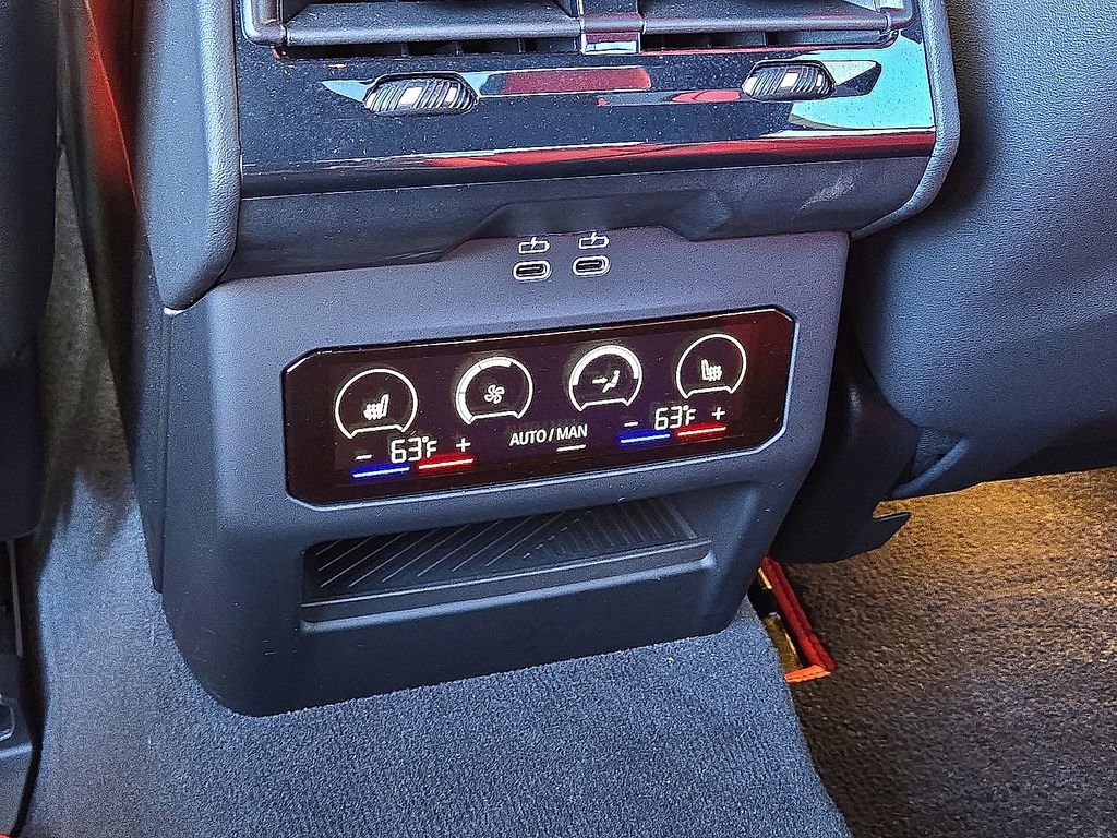 Used 2026 BMW M5 w/ Carbon Package image 16