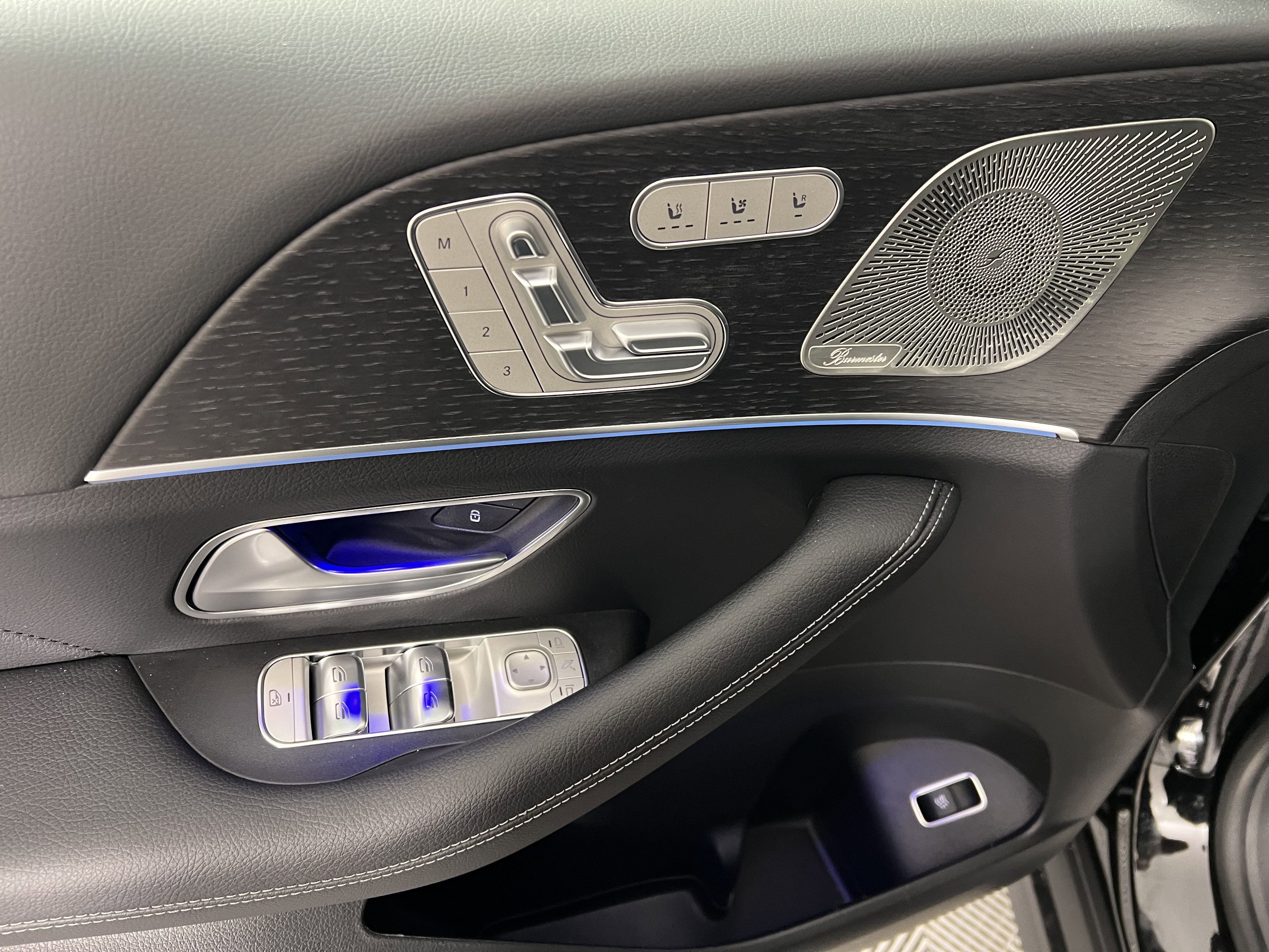 New 2025 Mercedes-Benz GLS 450 4MATIC image 19