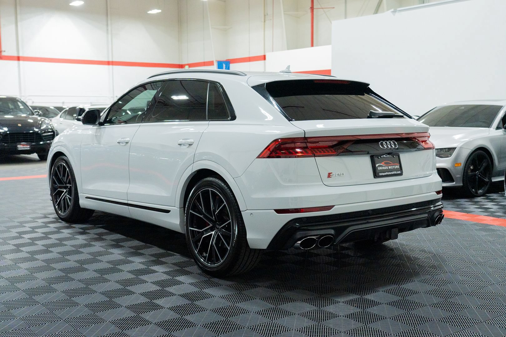Used 2023 Audi SQ8 Prestige w/ Prestige Package AWD/4WD image 4