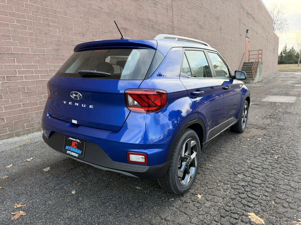 New 2026 Hyundai Venue SEL image 5