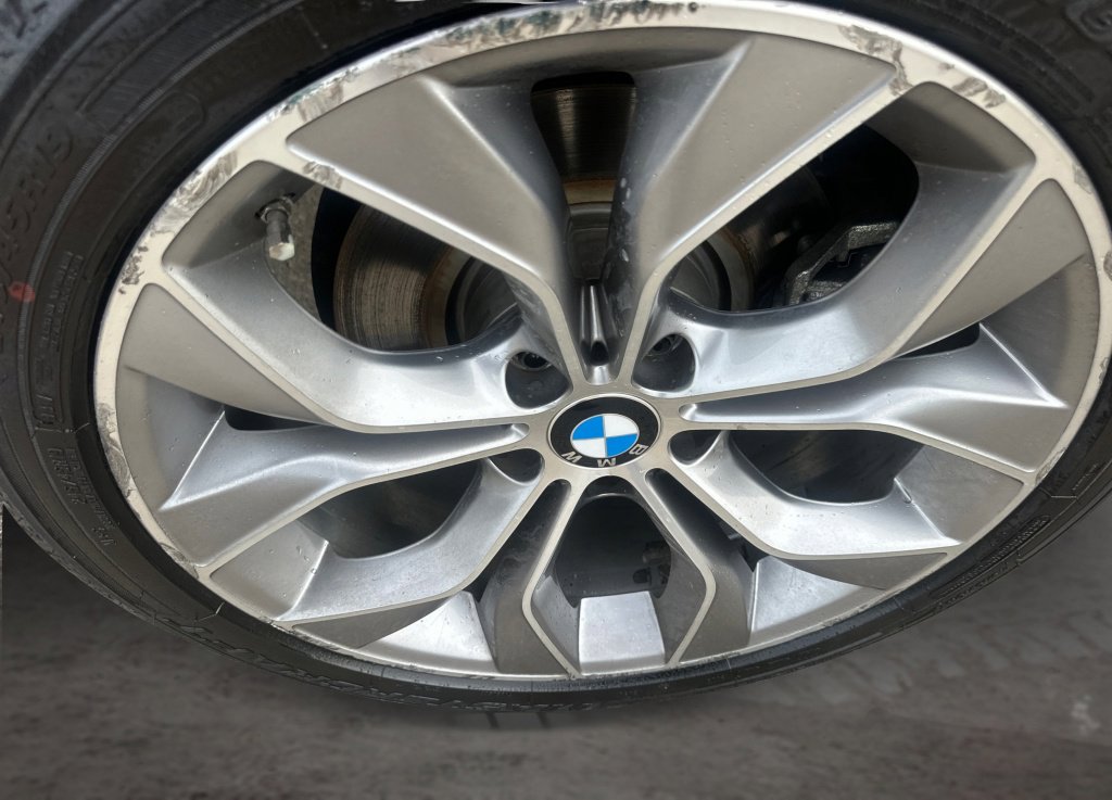Used 2018 BMW X4 xDrive28i AWD/4WD image 16