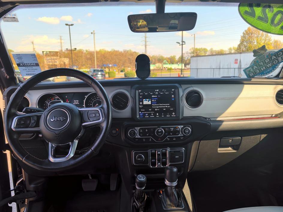 Used 2022 Jeep Wrangler Unlimited Sahara image 11