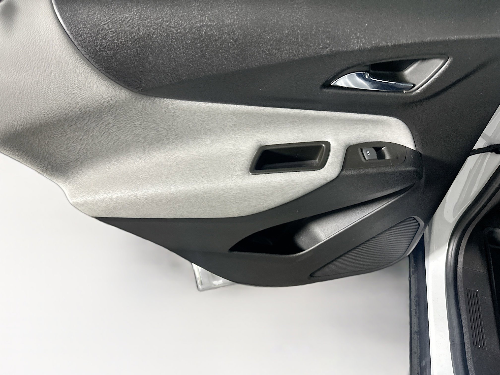 Used 2022 Chevrolet Equinox LS w/ LS Convenience Package image 25