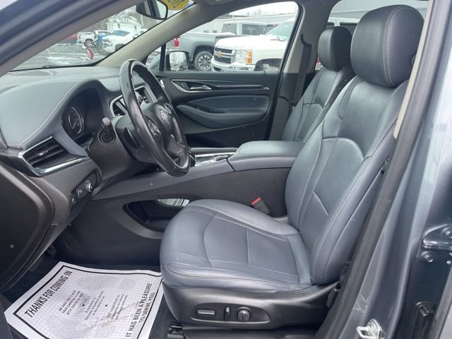 Used 2021 Buick Enclave Essence image 18