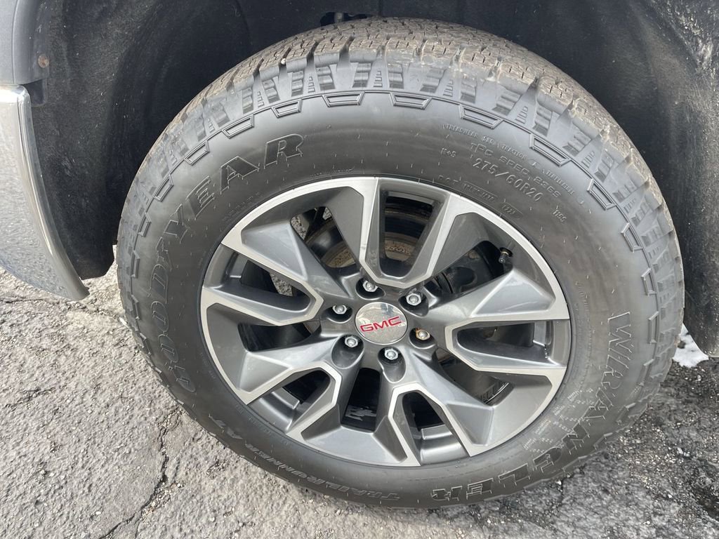 Used 2018 GMC Sierra 1500 Base image 2