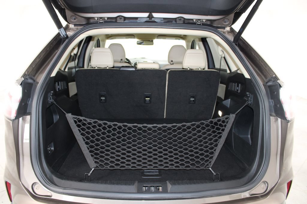 Used 2019 Ford Edge SEL w/ Equipment Group 201A FWD image 14