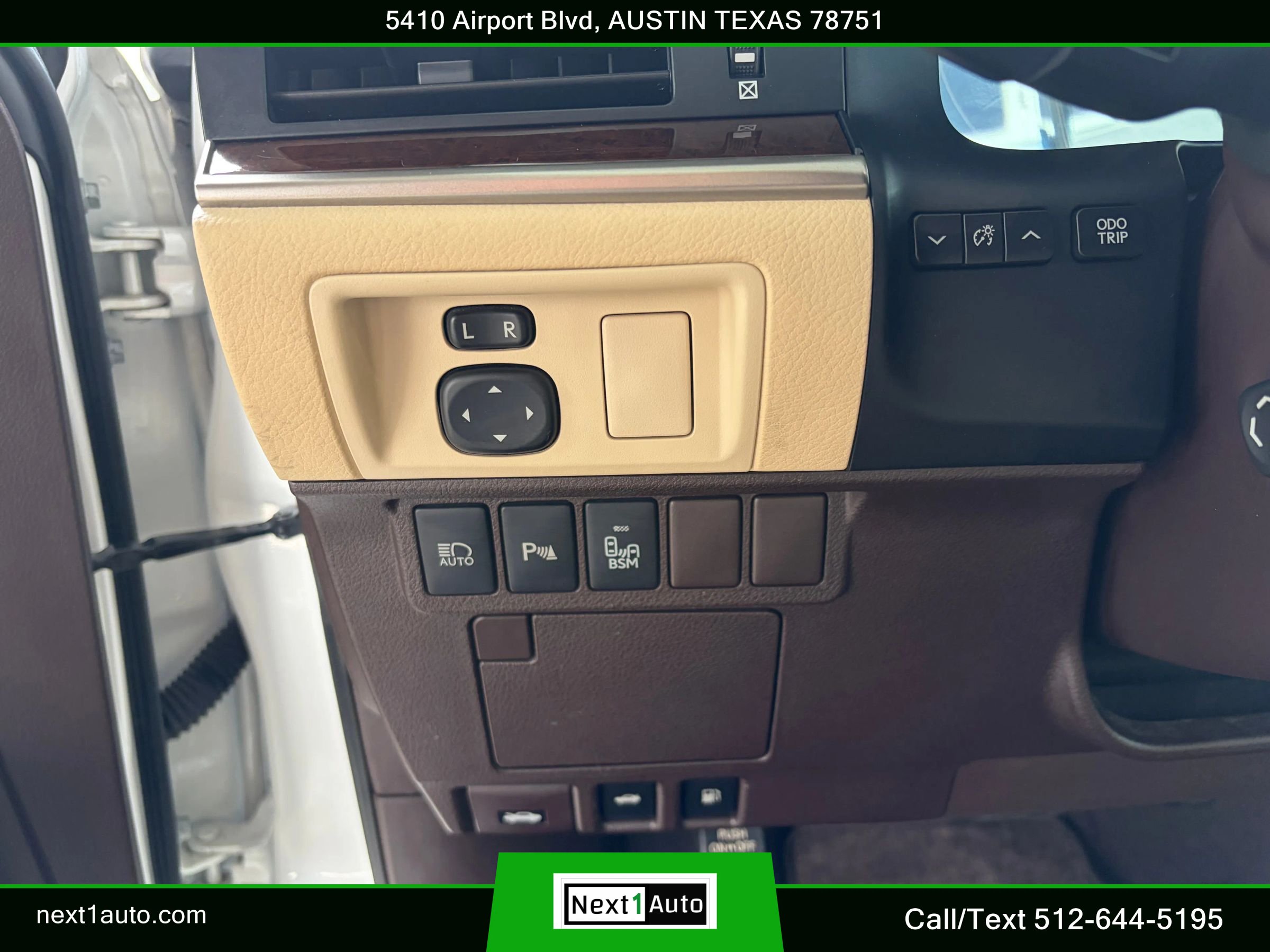 Used 2018 Lexus ES 350 w/ Luxury Package w/Wood Trim FWD image 34