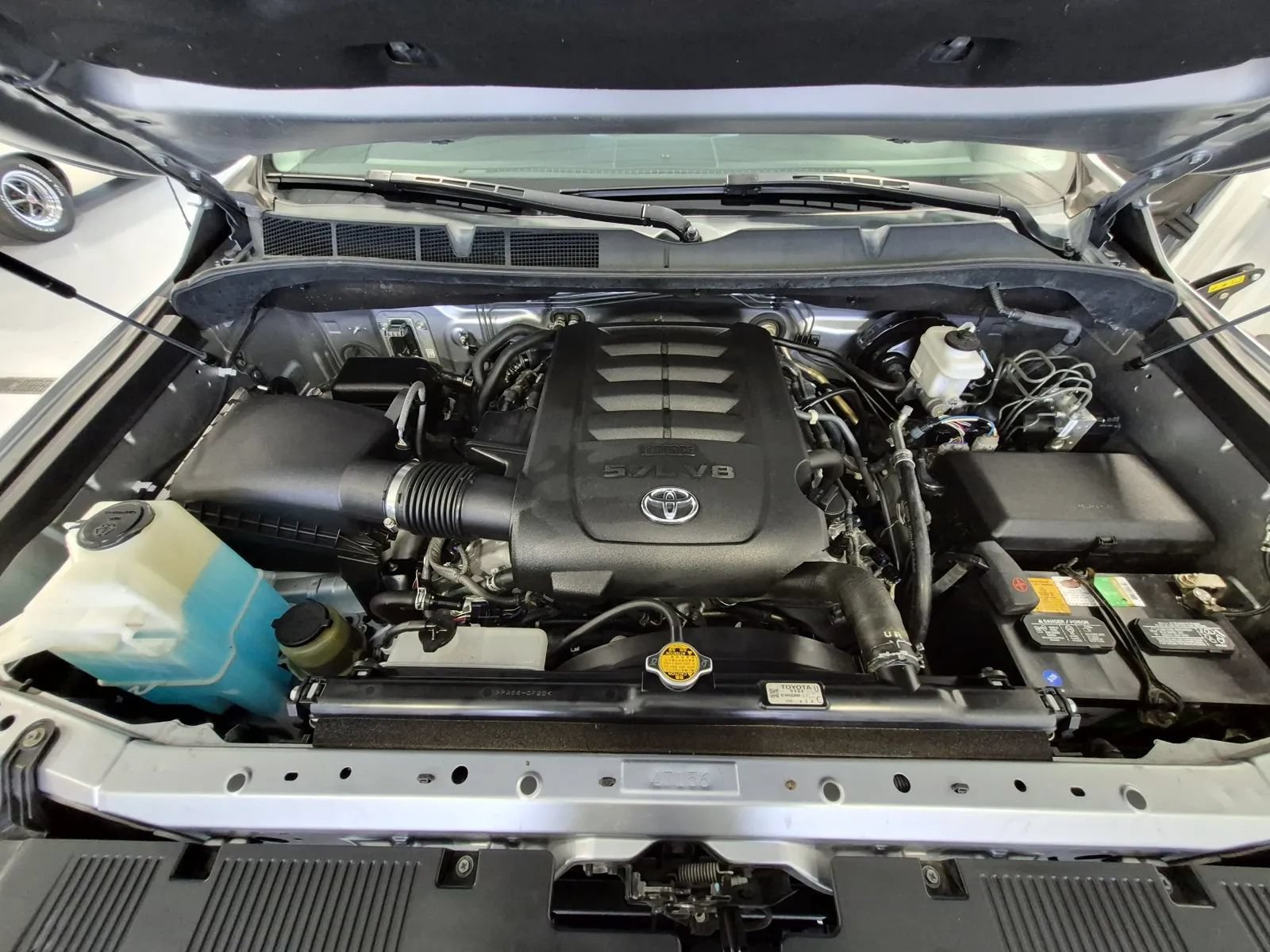 Used 2014 Toyota Tundra Platinum RWD image 43
