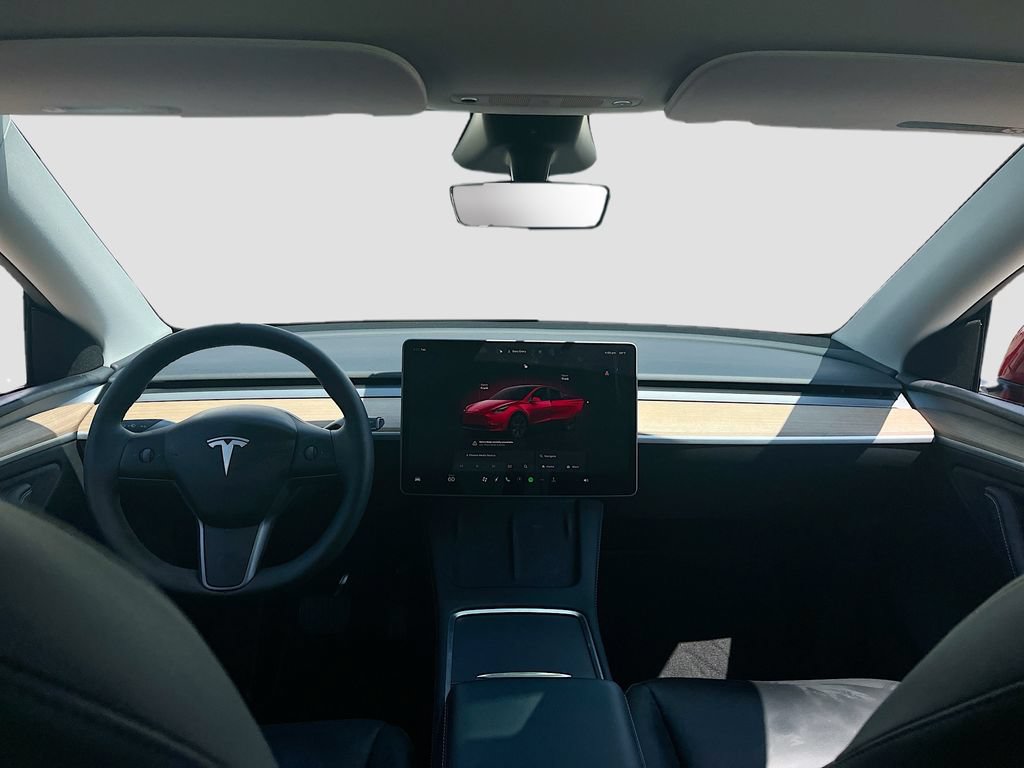 Used 2024 Tesla Model Y AWD image 24