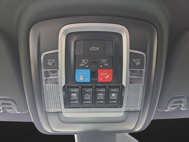 New 2026 RAM 1500 4x4 Crew Cab image 27