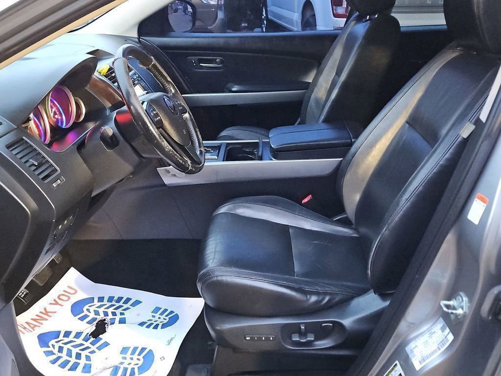 Used 2011 MAZDA CX-9 Grand Touring w/ Moonroof & Bose Audio Pkg image 11