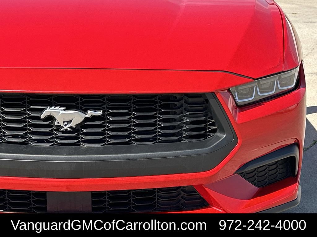 Used 2024 Ford Mustang Premium image 4