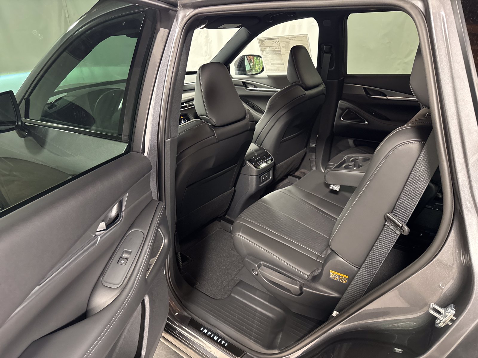 New 2027 INFINITI QX60 Sport w/ Dark Cargo Package AWD/4WD image 5