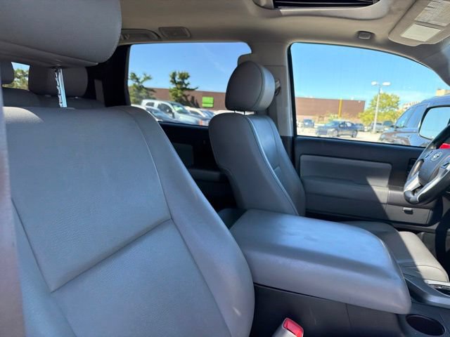 Used 2016 Toyota Sequoia SR5 w/ Premium Package AWD/4WD image 25