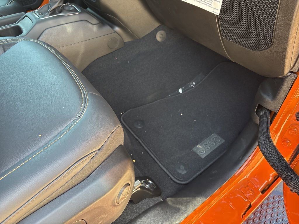 New 2025 Jeep Wrangler Unlimited Sahara image 28