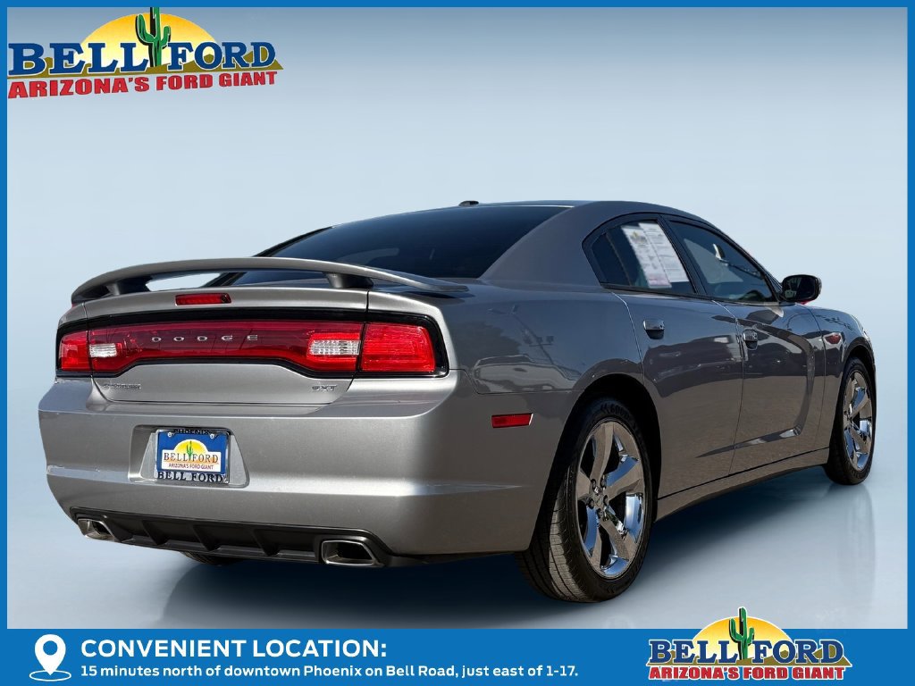 Used 2014 Dodge Charger SXT RWD image 3