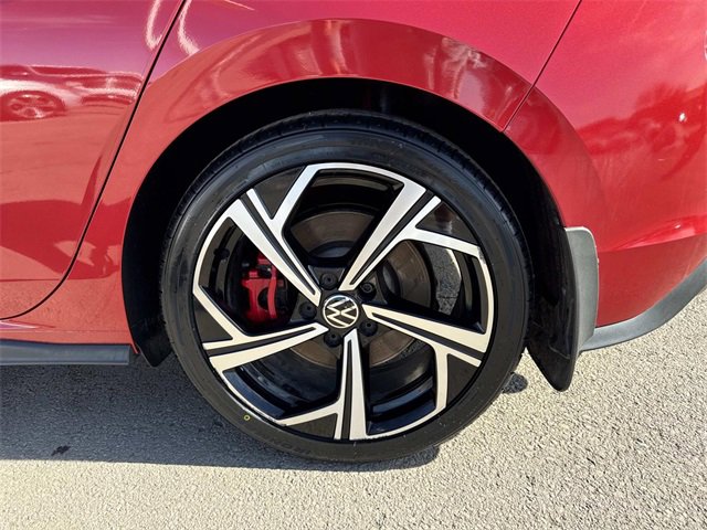 Used 2024 Volkswagen GTI SE image 31