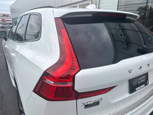 Certified 2024 Volvo XC60 B5 Core w/ Climate Package AWD/4WD image 10