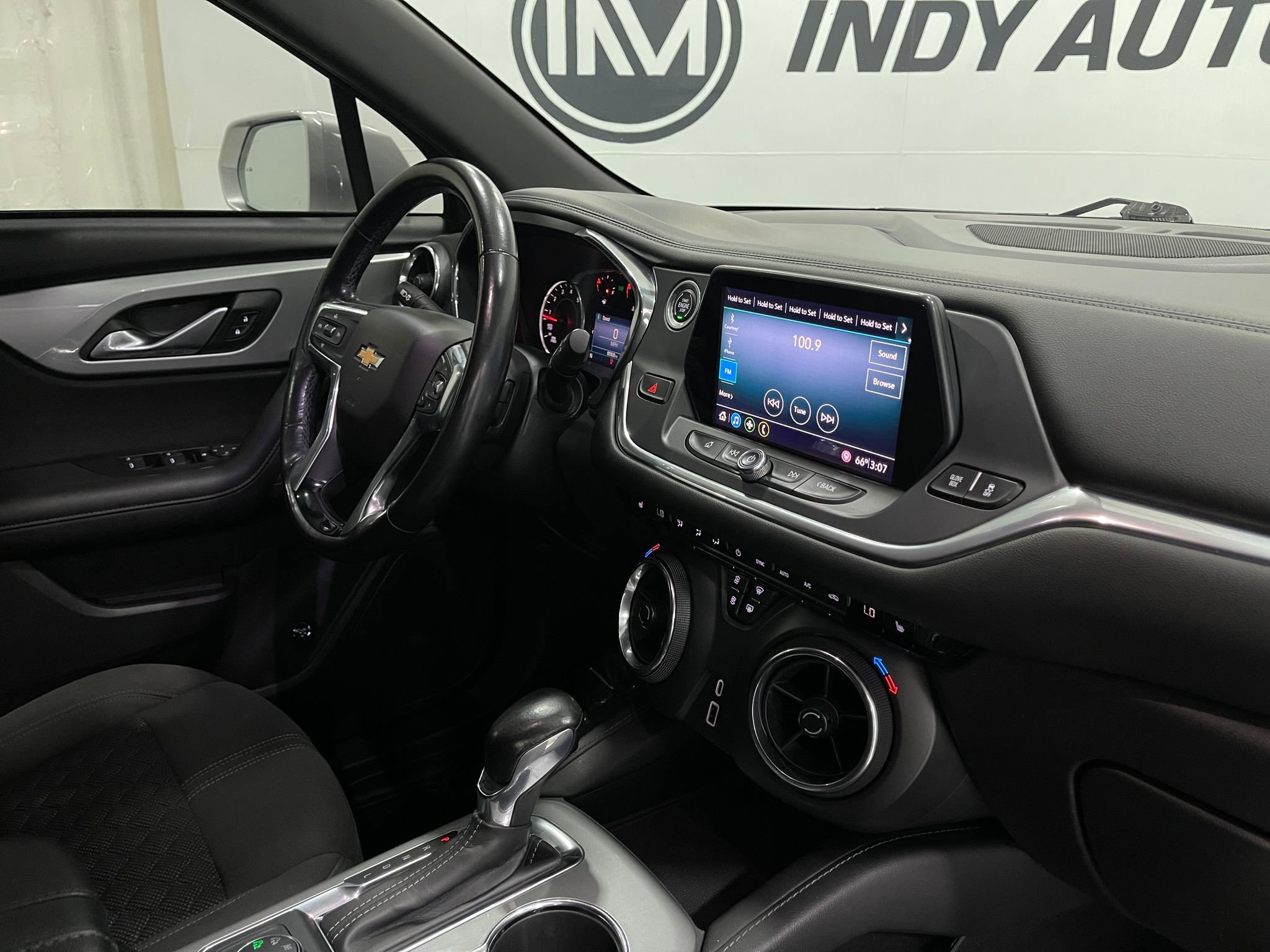 Used 2019 Chevrolet Blazer LT AWD/4WD image 18