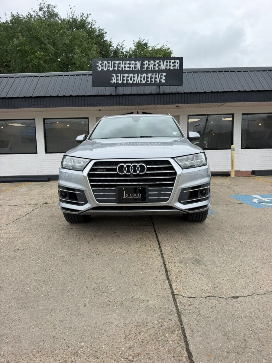 Used 2018 Audi Q7 3.0T Prestige AWD/4WD image 2