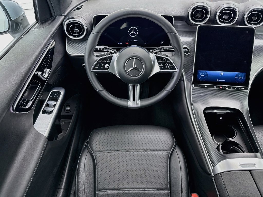 Certified 2026 Mercedes-Benz GLC 300 image 10
