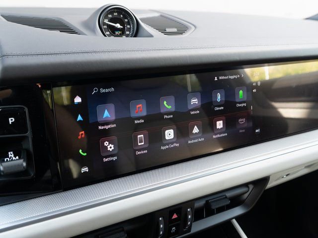 New 2026 Porsche Cayenne S image 25