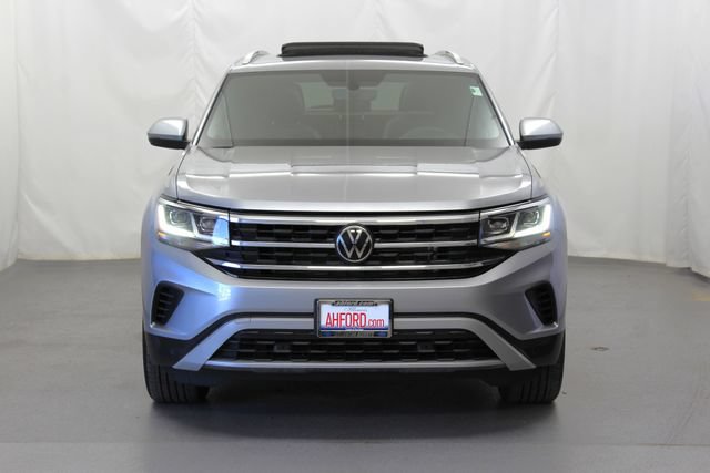 Used 2023 Volkswagen Atlas Cross Sport SE w/ Panoramic Sunroof Package AWD/4WD image 3