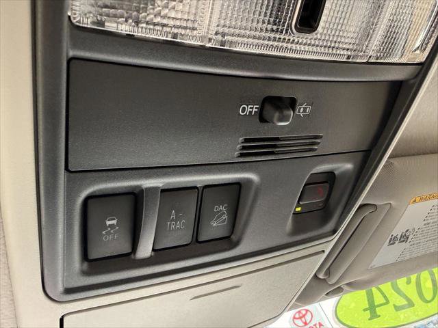 Certified 2024 Toyota 4Runner SR5 AWD/4WD image 27