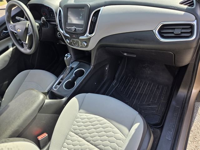 Used 2018 Chevrolet Equinox LS image 17