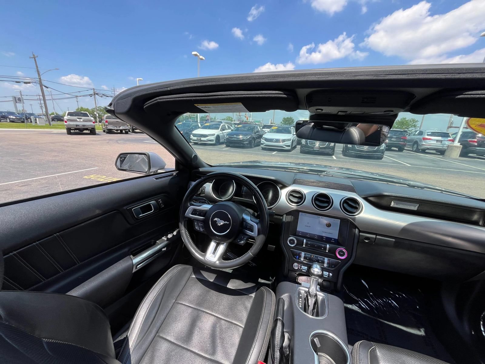 Used 2022 Ford Mustang Premium RWD image 36