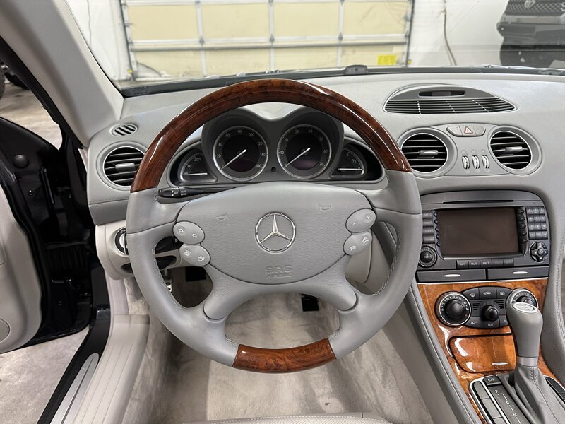Used 2005 Mercedes-Benz SL 500 w/ AMG Sport Pkg image 16