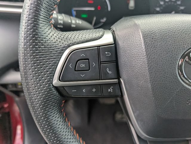 Used 2024 Toyota Sienna XSE AWD/4WD image 14