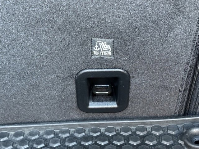 Used 2020 Jeep Cherokee Latitude w/ Cold Weather Group image 21