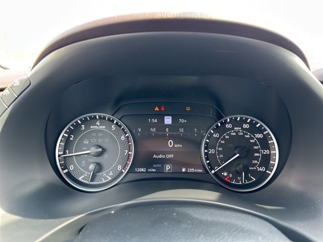 Certified 2024 Nissan Armada Platinum w/ Captain's Chairs Package AWD/4WD image 31