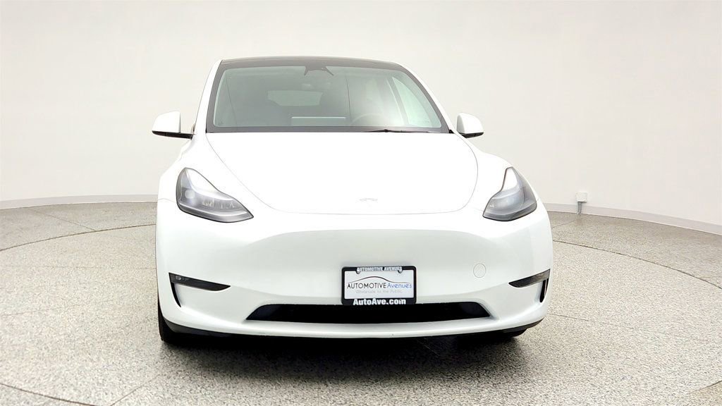 Used 2023 Tesla Model Y Long Range image 2