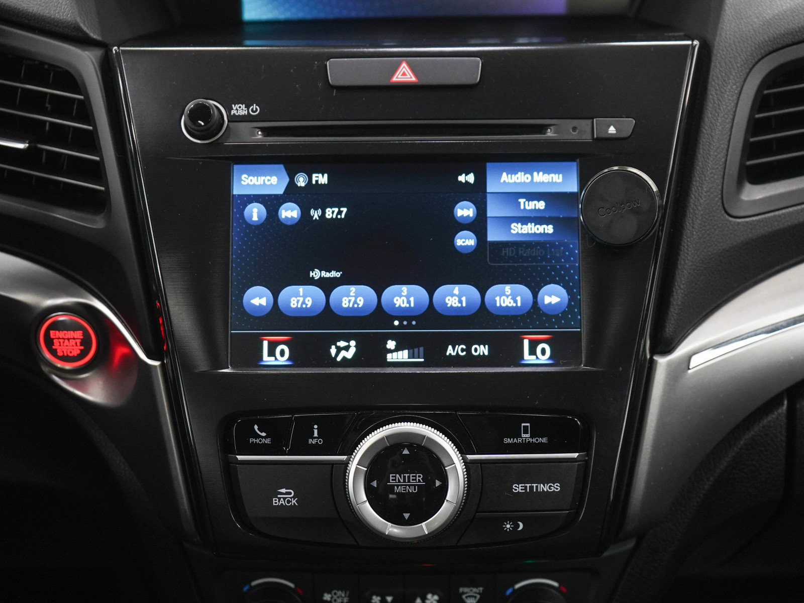 Used 2020 Acura ILX w/ Premium Package FWD image 15