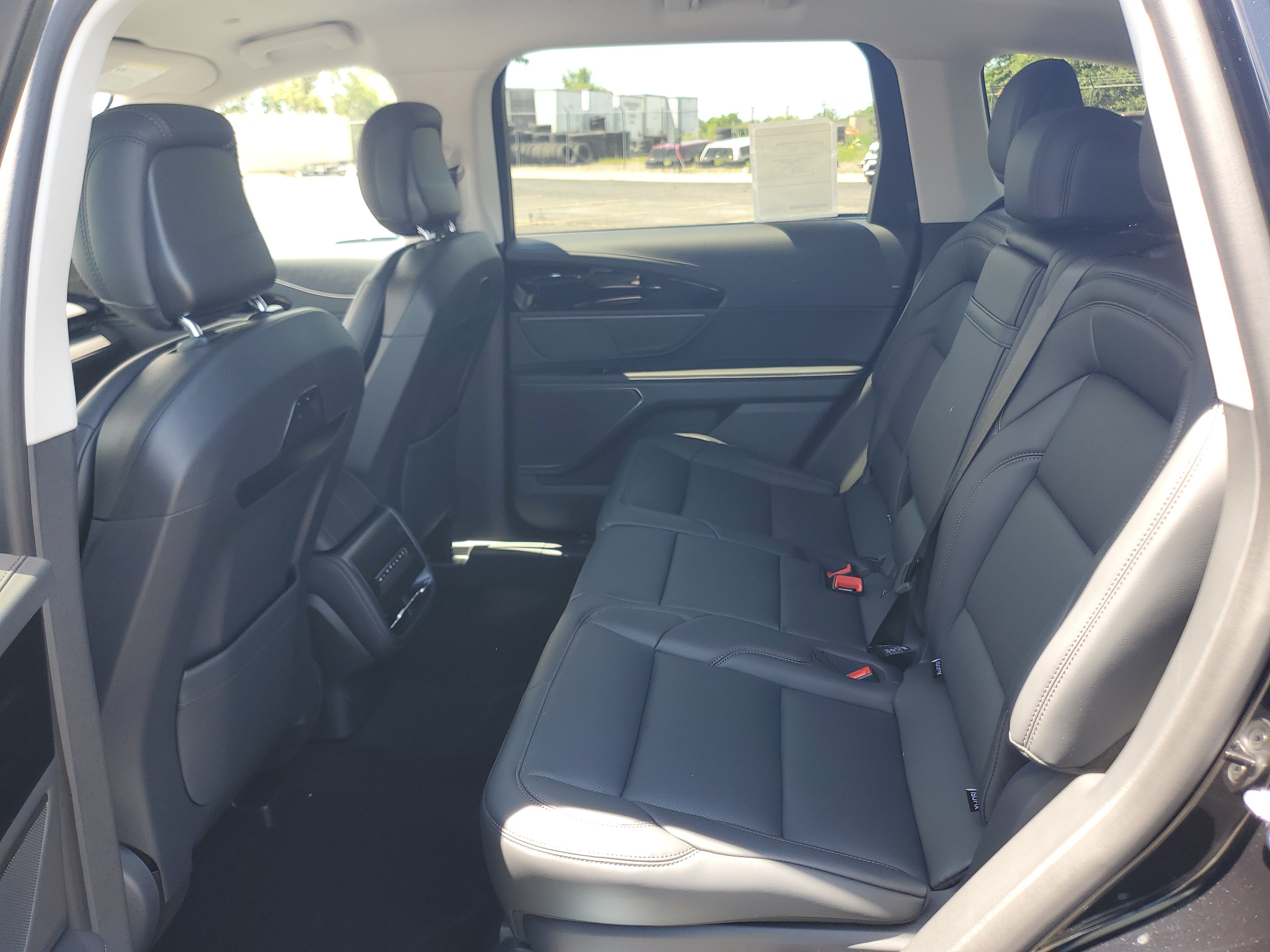 New 2026 Lincoln Nautilus Premier AWD/4WD image 27