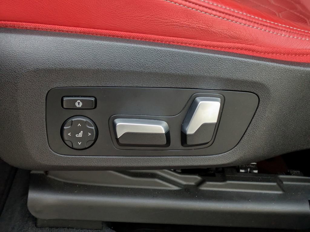 Used 2022 BMW X3 M w/ Executive Package image 16