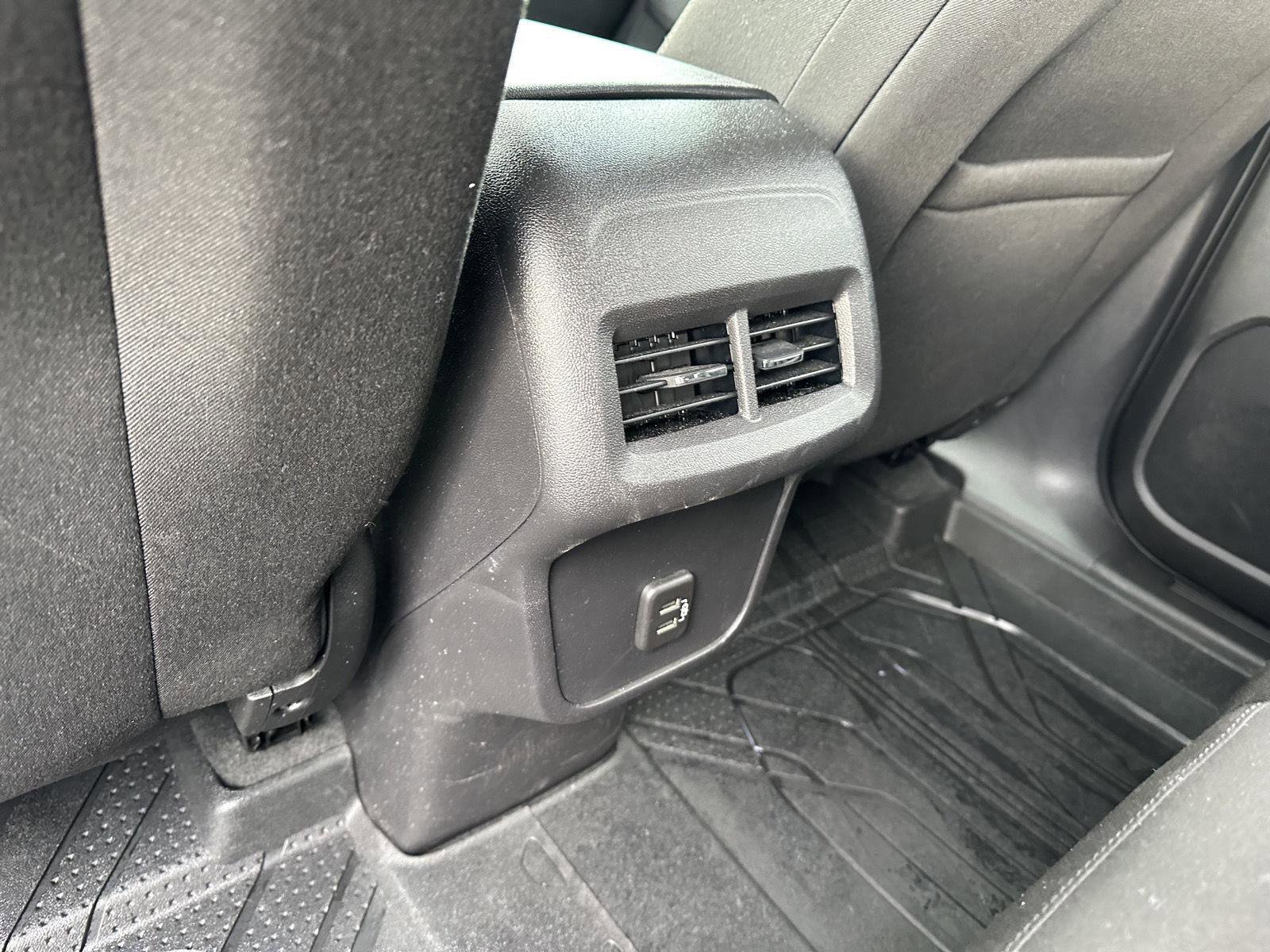 Used 2024 Chevrolet Equinox LT w/ LPO, Floor Liner Package AWD/4WD image 15