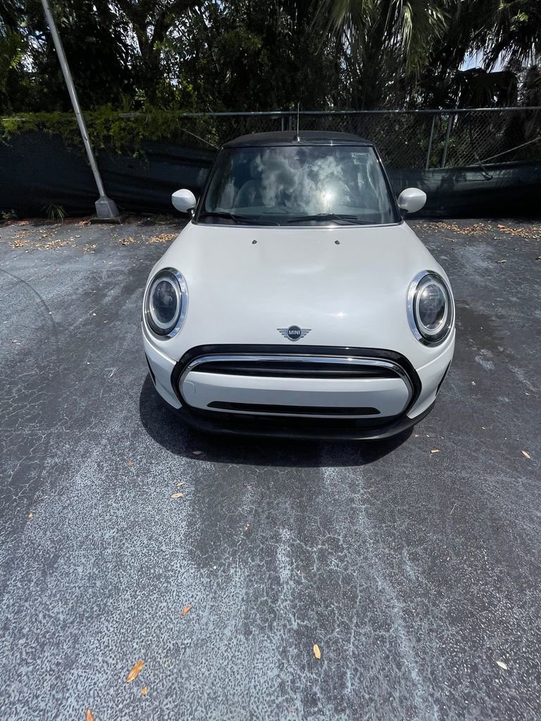 Used 2023 MINI Cooper Convertible w/ Signature Upholstery Package FWD image 2