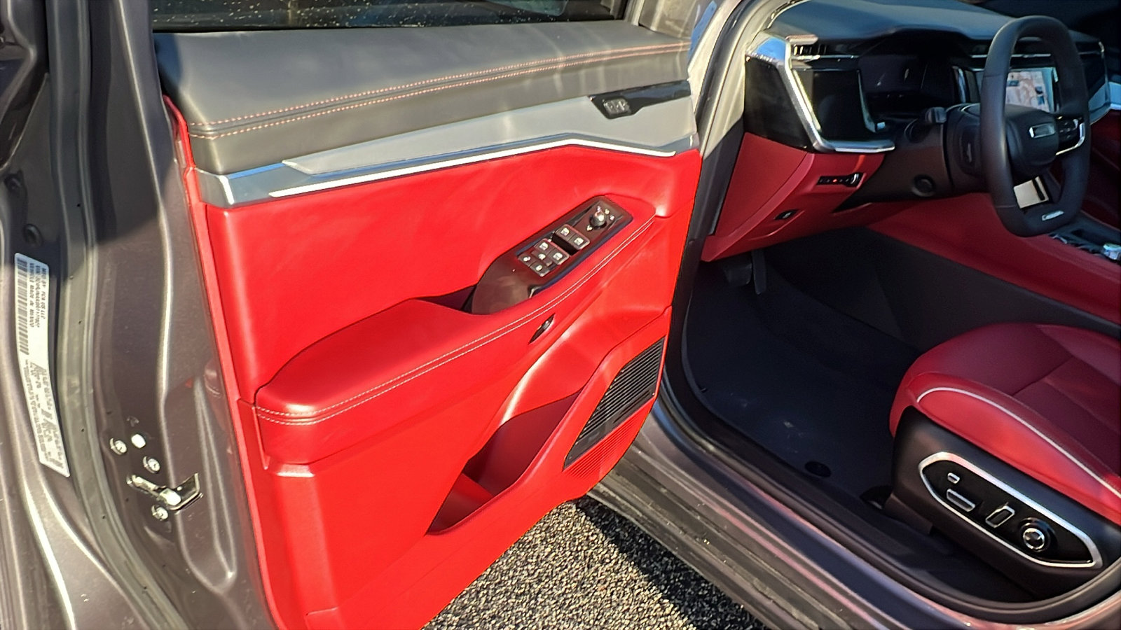 Used 2024 Jeep Wagoneer Launch Edition image 13