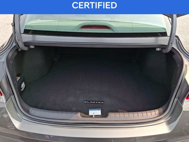 Certified 2025 Hyundai Elantra Sport FWD image 29