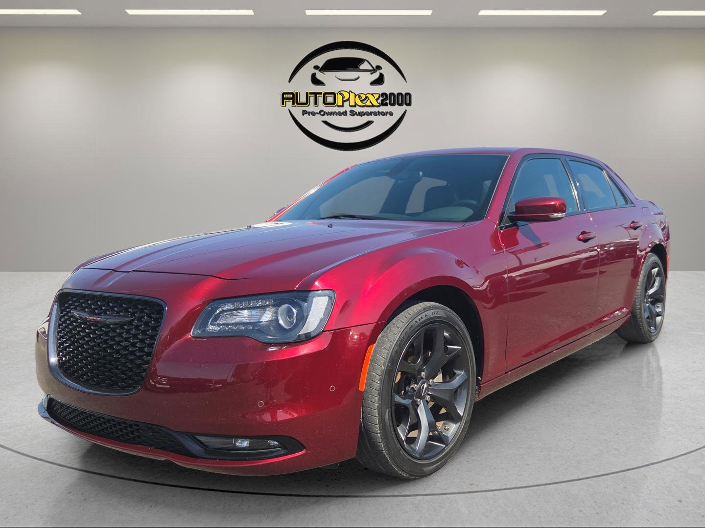 Used 2023 Chrysler 300 S RWD image 3