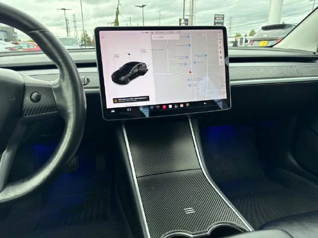 Used 2018 Tesla Model 3 Long Range RWD image 21
