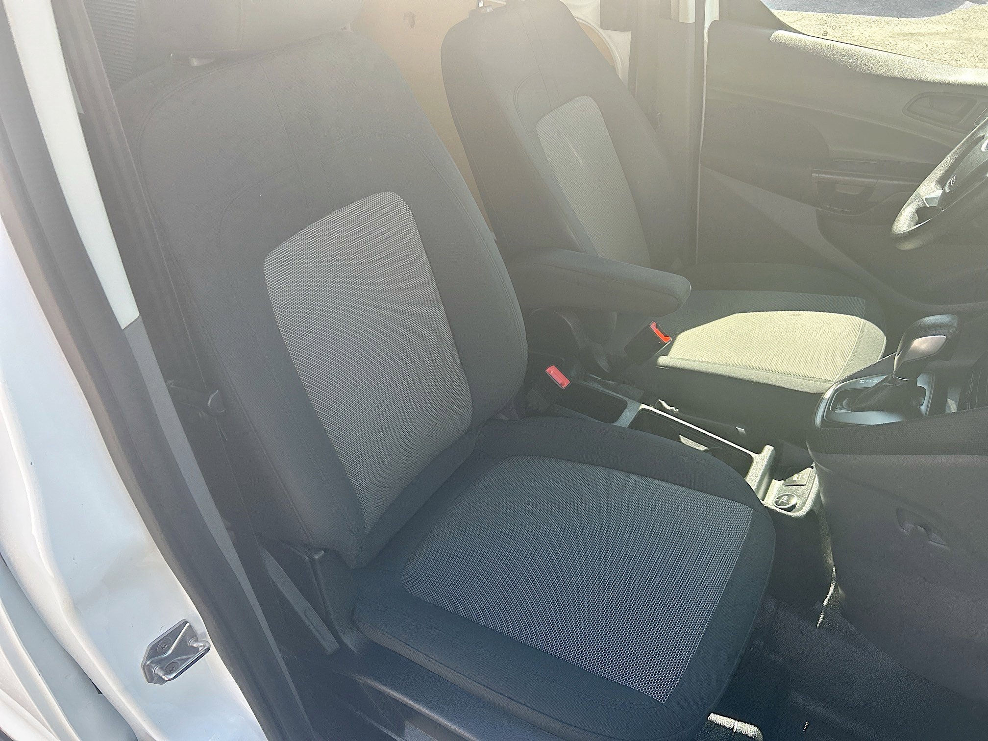 Used 2019 Ford Transit Connect XL image 26