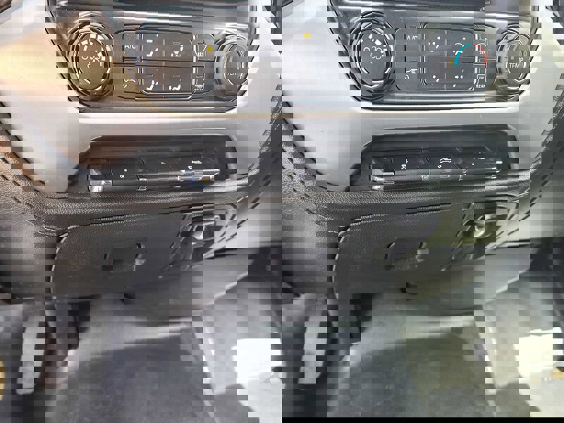 Used 2015 GMC Sierra 2500 SLE image 21