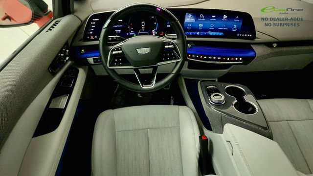 Used 2025 Cadillac Optiq Sport 2 AWD/4WD image 53